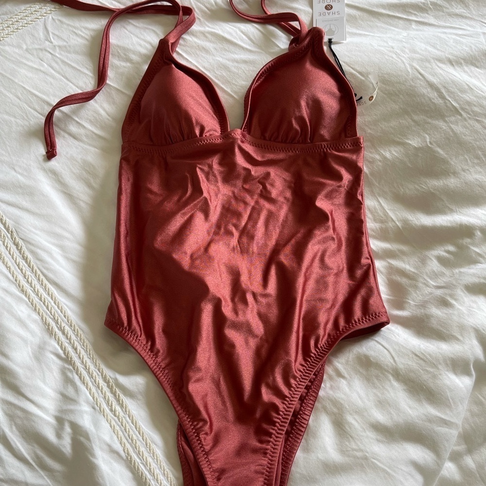 Bathing suit